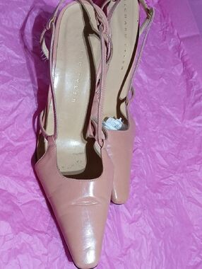 Richard Tyler Blush Pink Leather Slingback Pumps